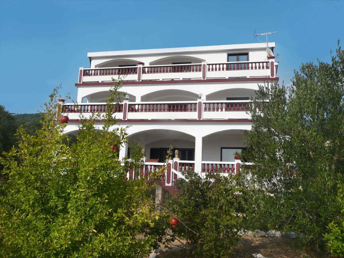 Apartments in Banjol/Insel Rab 16350 Bagian luar foto